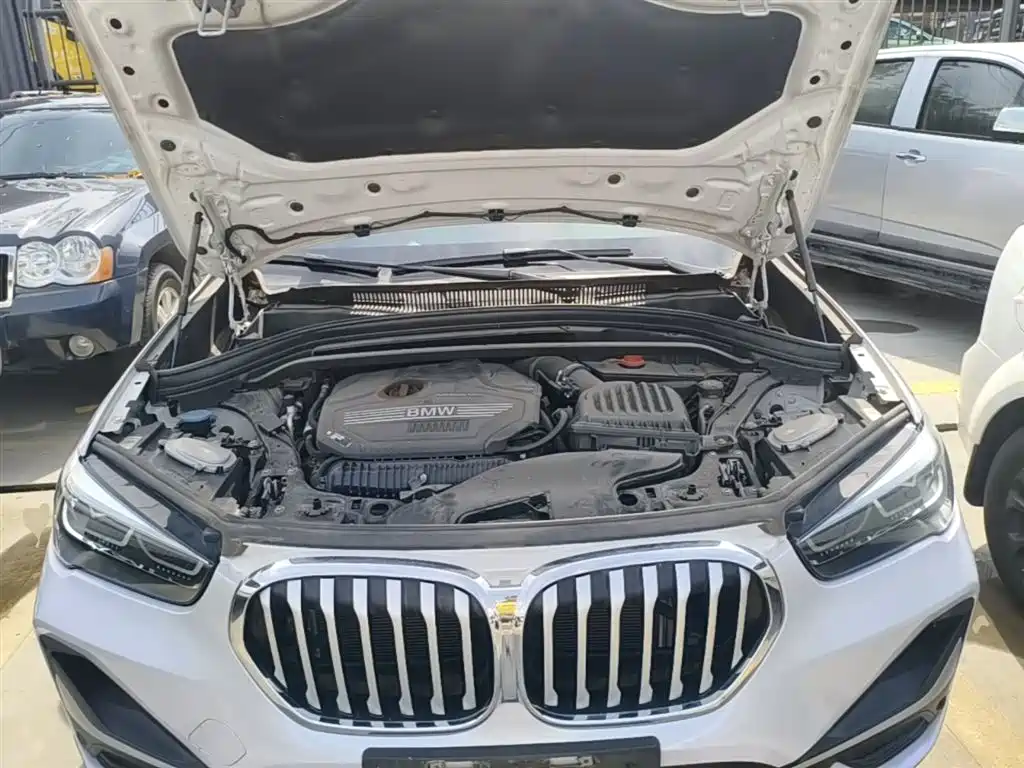 BMW X1 2022 Facelift xDrive25Li Premium Edition фото 16