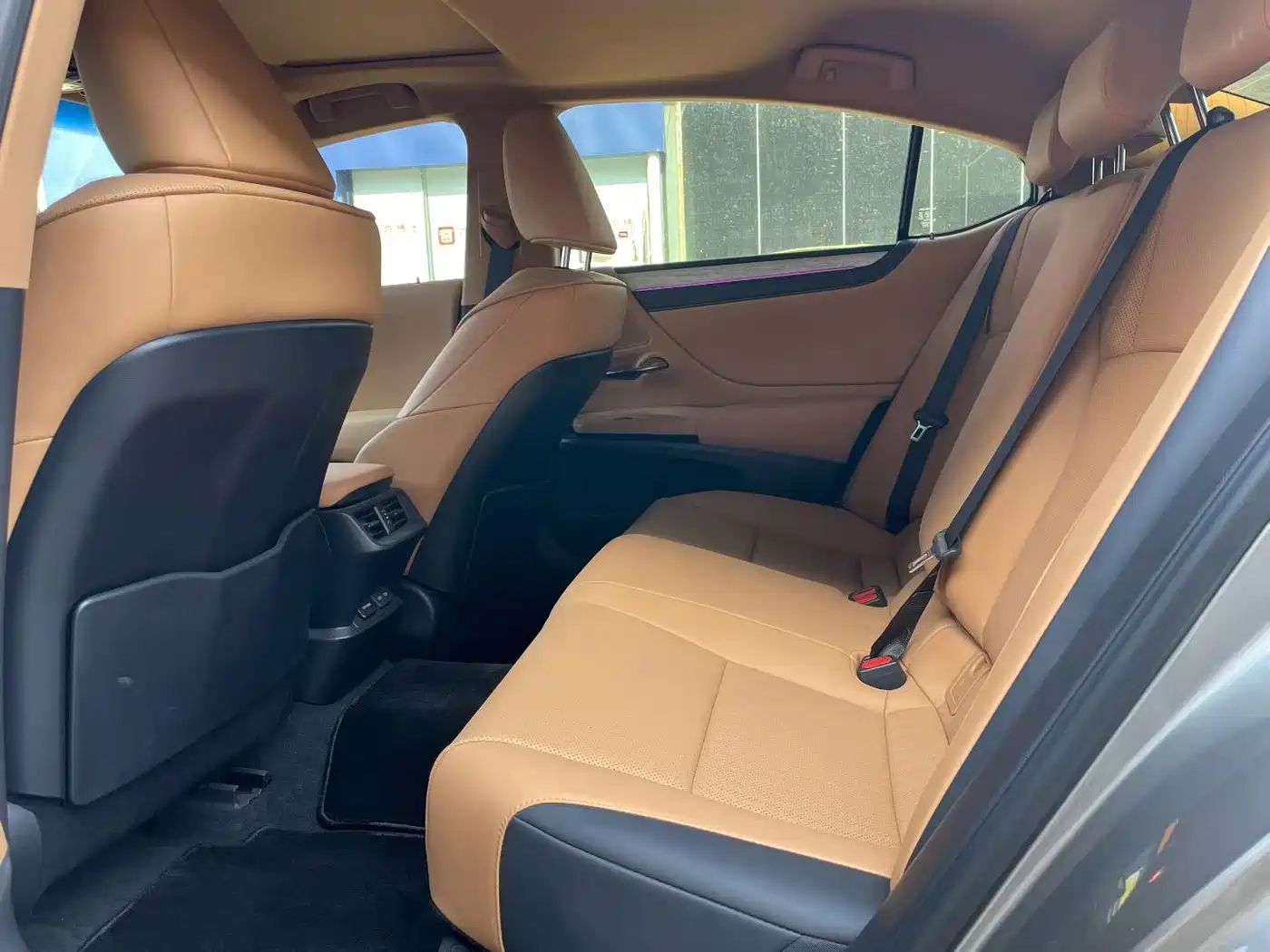Lexus ES 2025 2025 200 Ultimate Edition