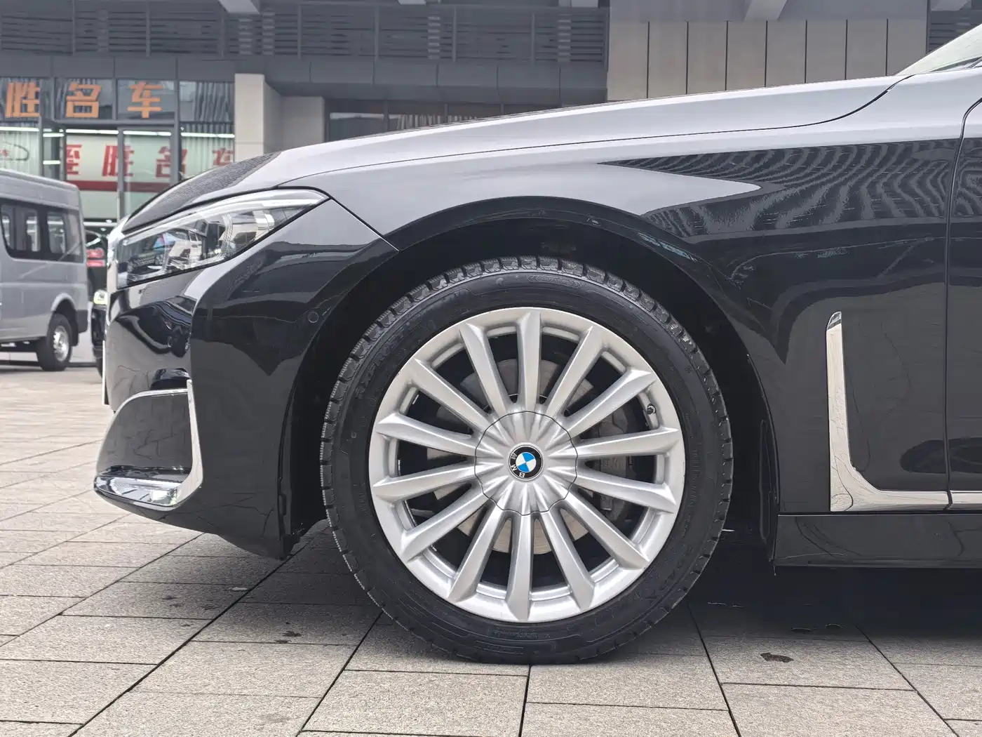 BMW 7 Series 2019 Facelift 730Li Luxury Package фото 5