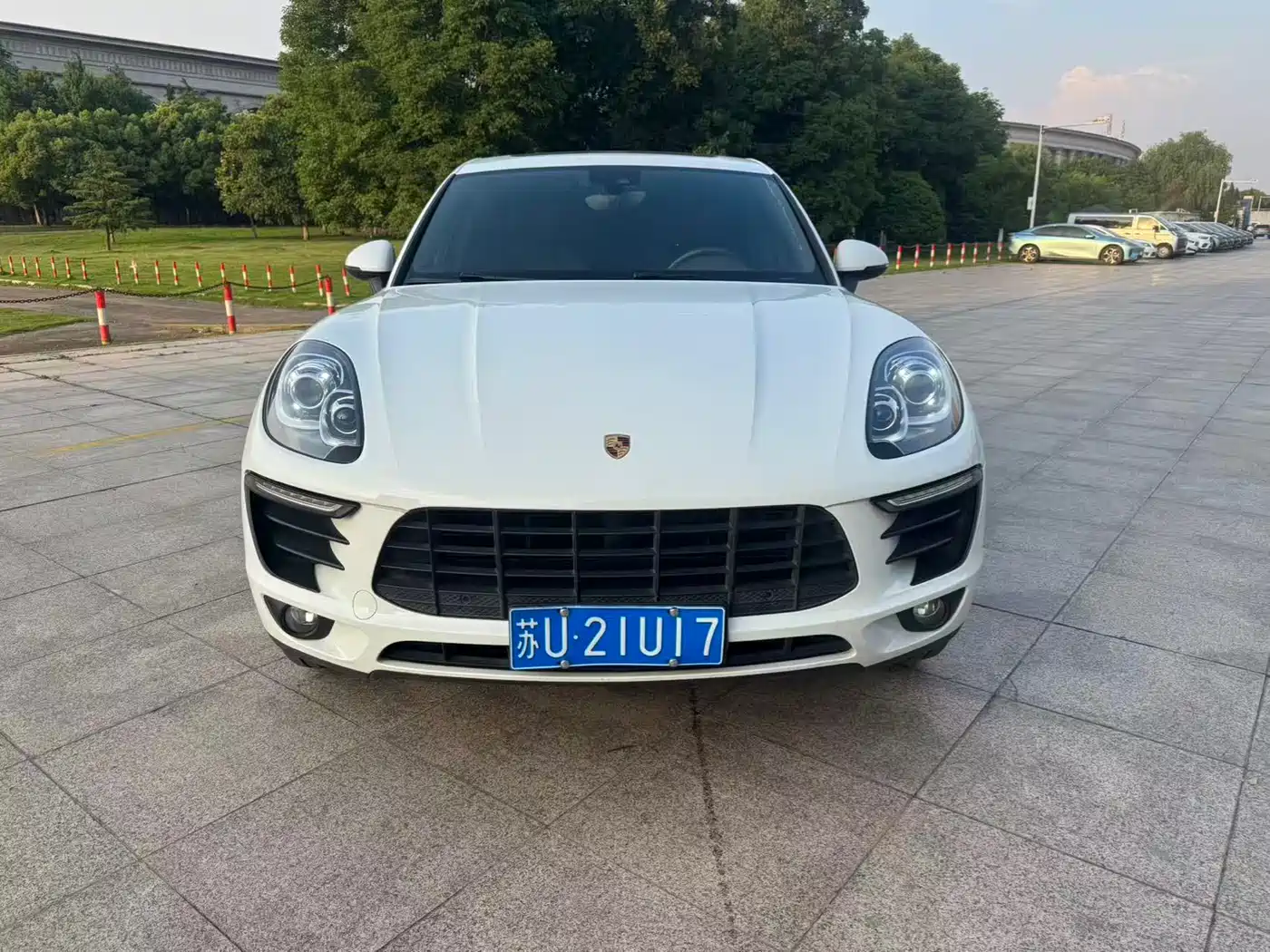 Porsche Macan 2017 Macan 2.0T фото 2