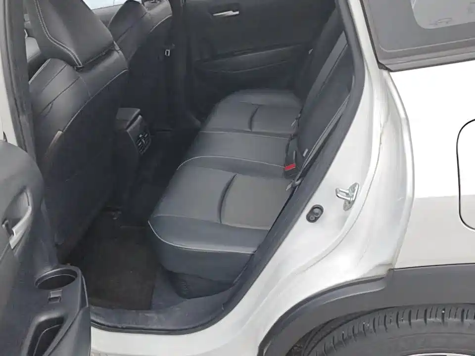 Toyota Frontlander 2023 2.0L Smart Hybrid Dual Engine Prestige Edition фото 8