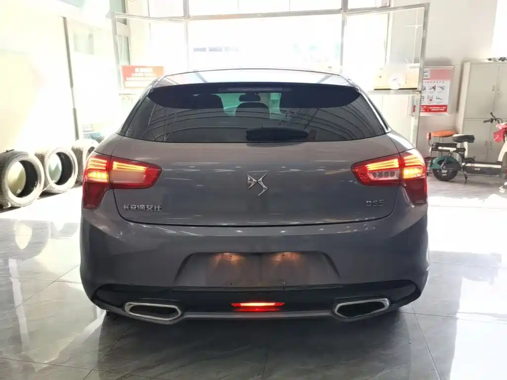 DS 5 2017 2013 1.6T Luxury THP160