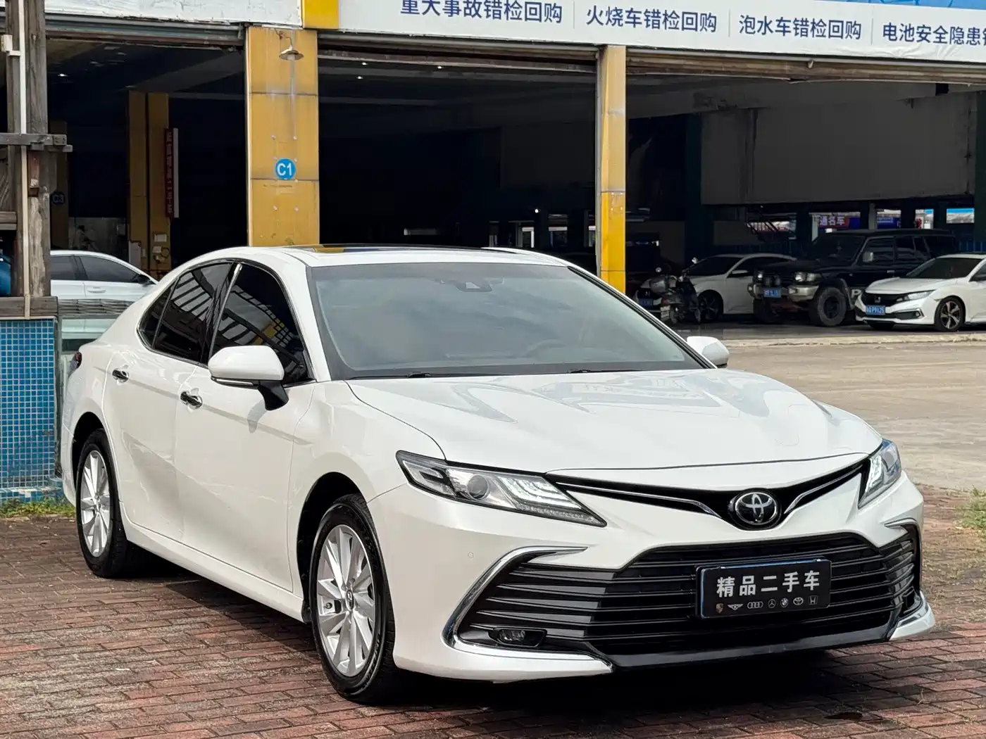 Toyota Camry 2021 2.0G Luxury Edition фото 3