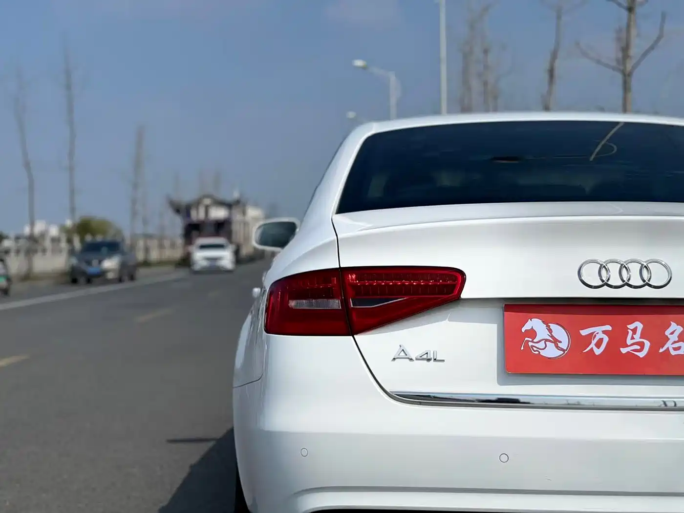 Audi A4L 2015 35 TFSI Auto Comfort фото 9