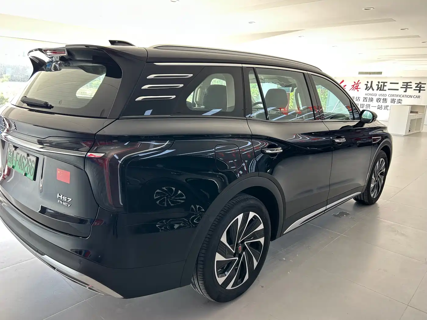 Hongqi HS7 PHEV 2024 2.0T PHEV AWD Qichang Edition 7-seater фото 7