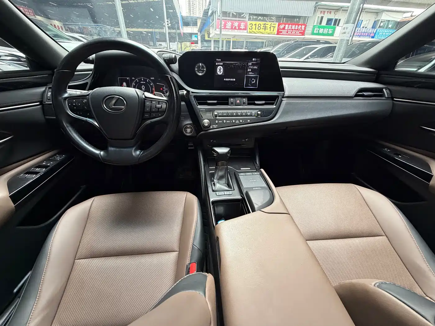 Lexus ES 2021 200 Excellence Edition фото 25
