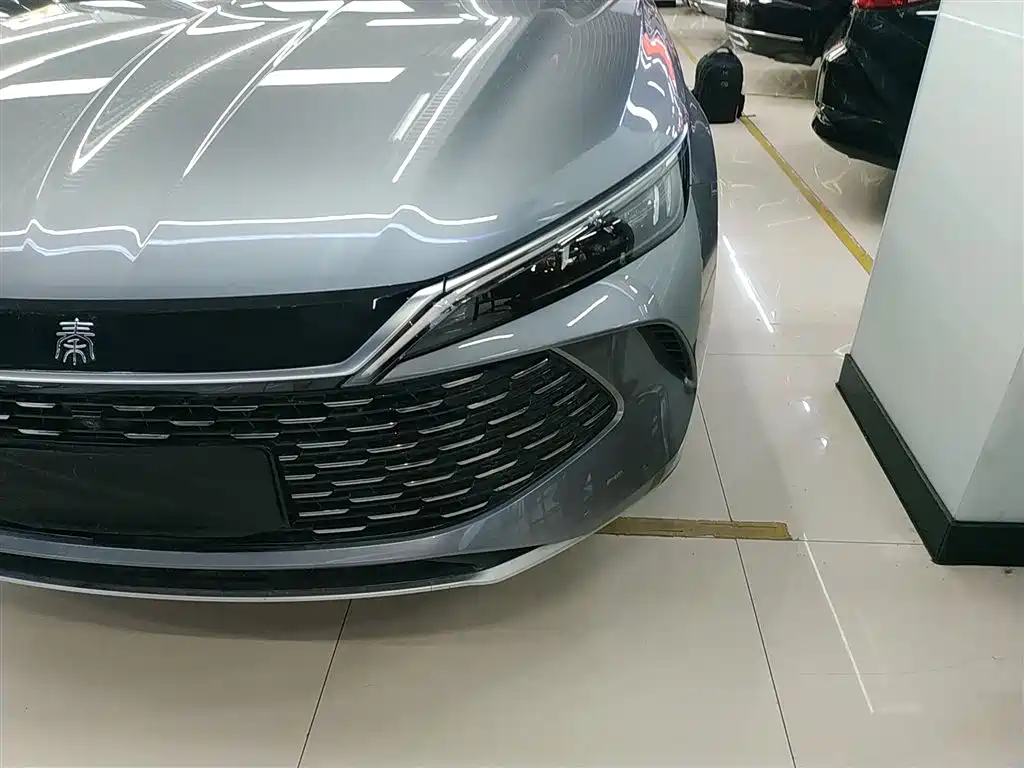 BYD Qin L 2024 DM-i 120KM Superior Edition фото 18