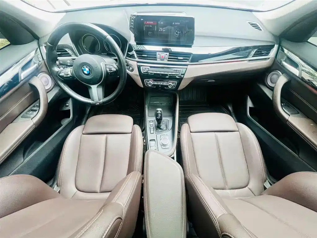 BMW X1 2021 Facelift sDrive25Li Leading фото 14