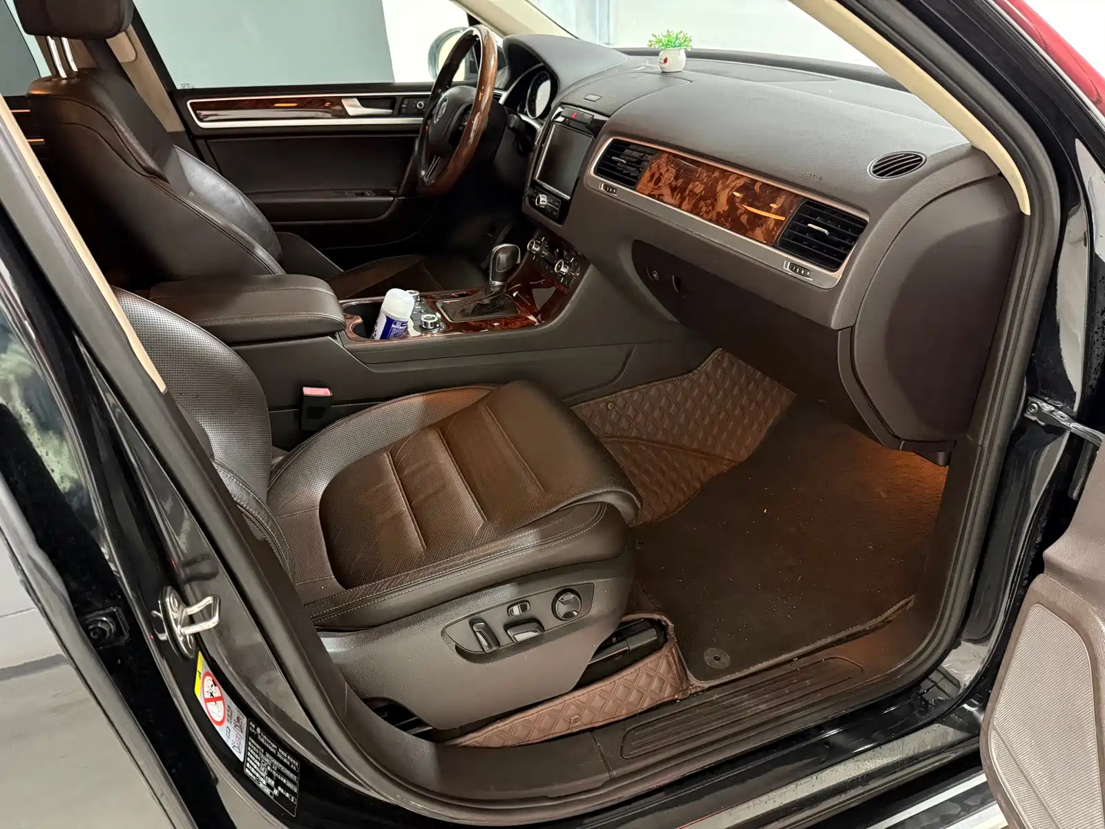 Фото 10 - Volkswagen Touareg