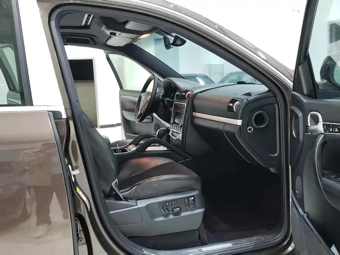 Porsche Cayenne 2007 Model Cayenne 3.6L фото 6