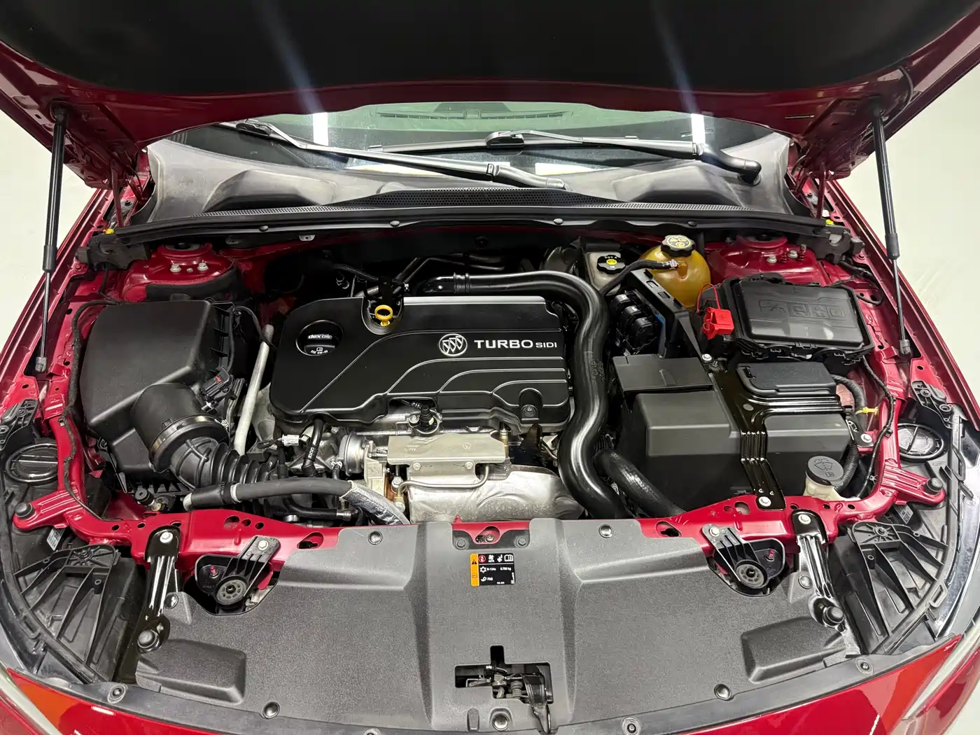Buick Regal 2019 Model 20T Elite Type China V фото 24