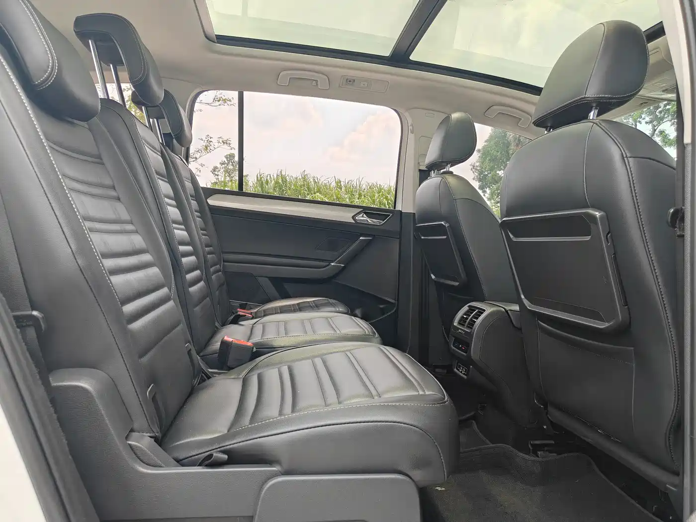 Volkswagen Touran 2018 Touran L 280TSI DSG Comfort 7-seater China V фото 21