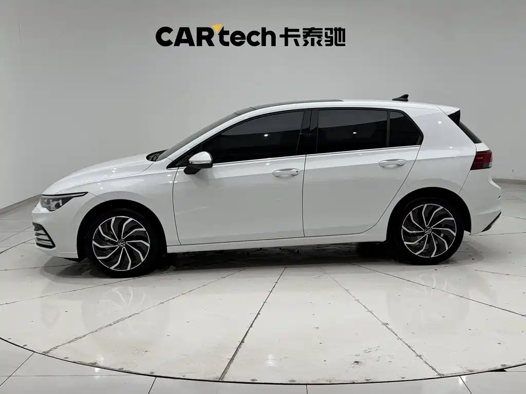 Volkswagen Golf 2025 2023 Facelift 280TSI DSG Pro