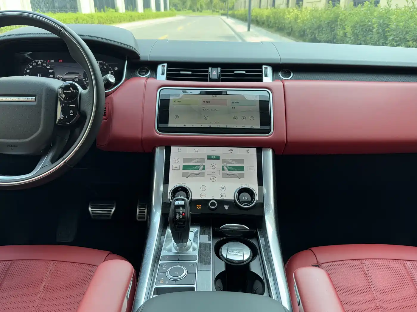 Land Rover Range Rover Sport 2022 3.0 L6 Gloss Black Edition фото 14