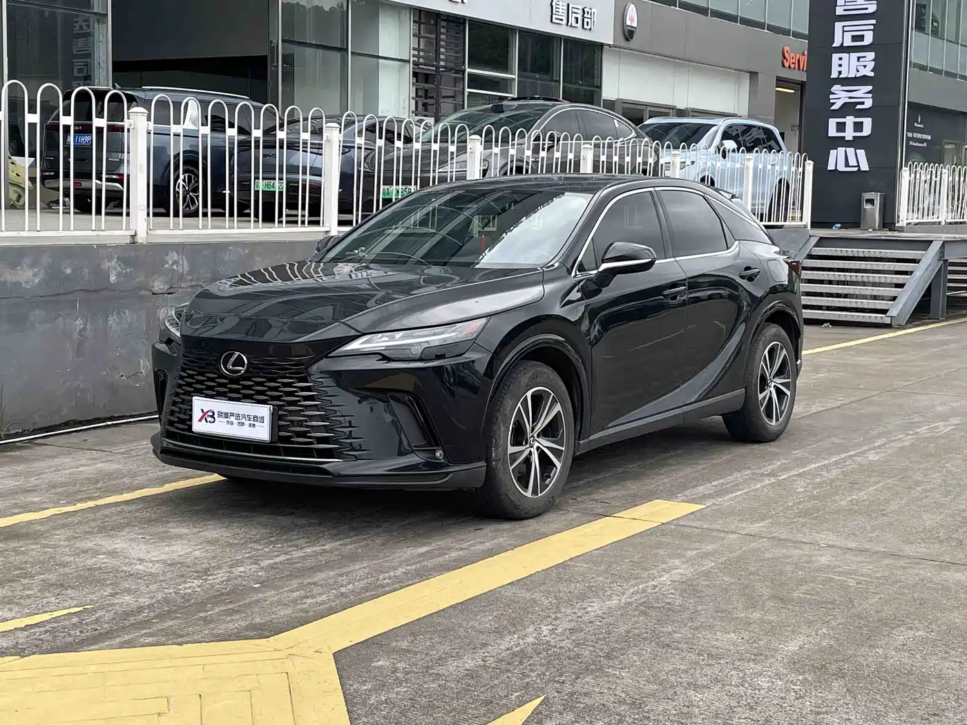 Lexus RX 2025 300 4WD Premium Edition