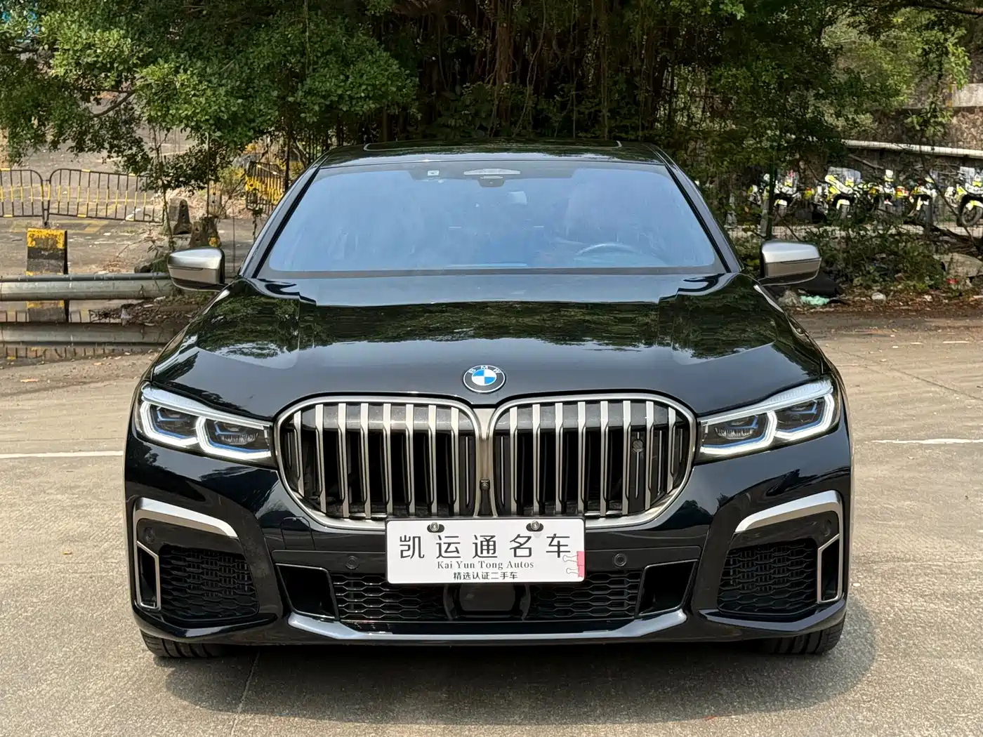 BMW 7 Series 2019 M760Li xDrive V12 Sport Package