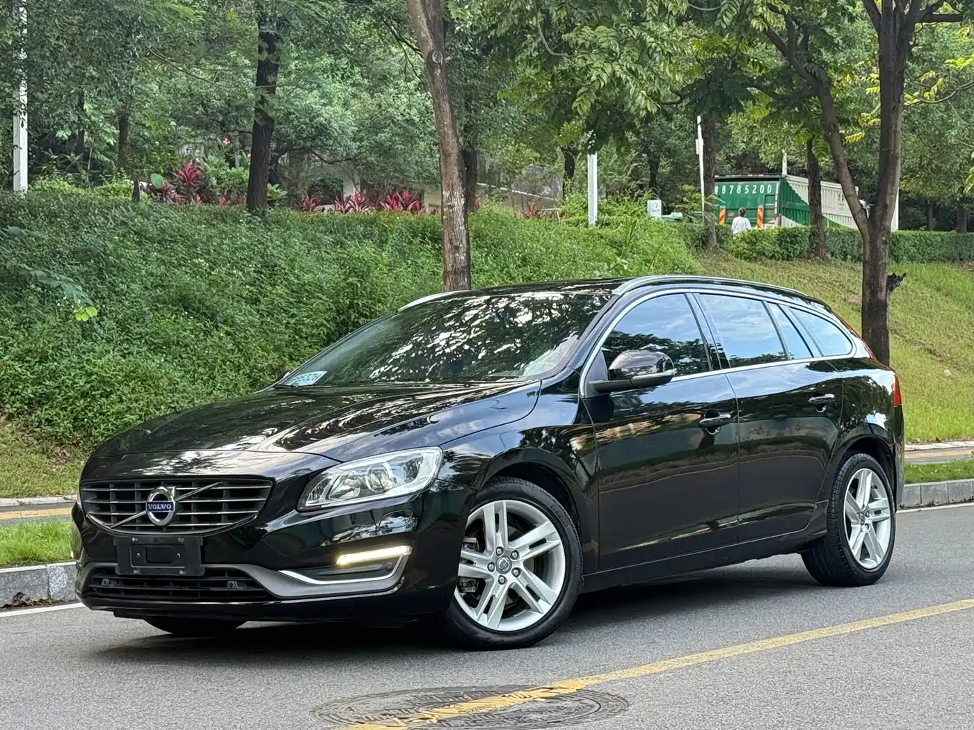 Volvo V60 2014 2014 Model Year Facelift T5 Inscription