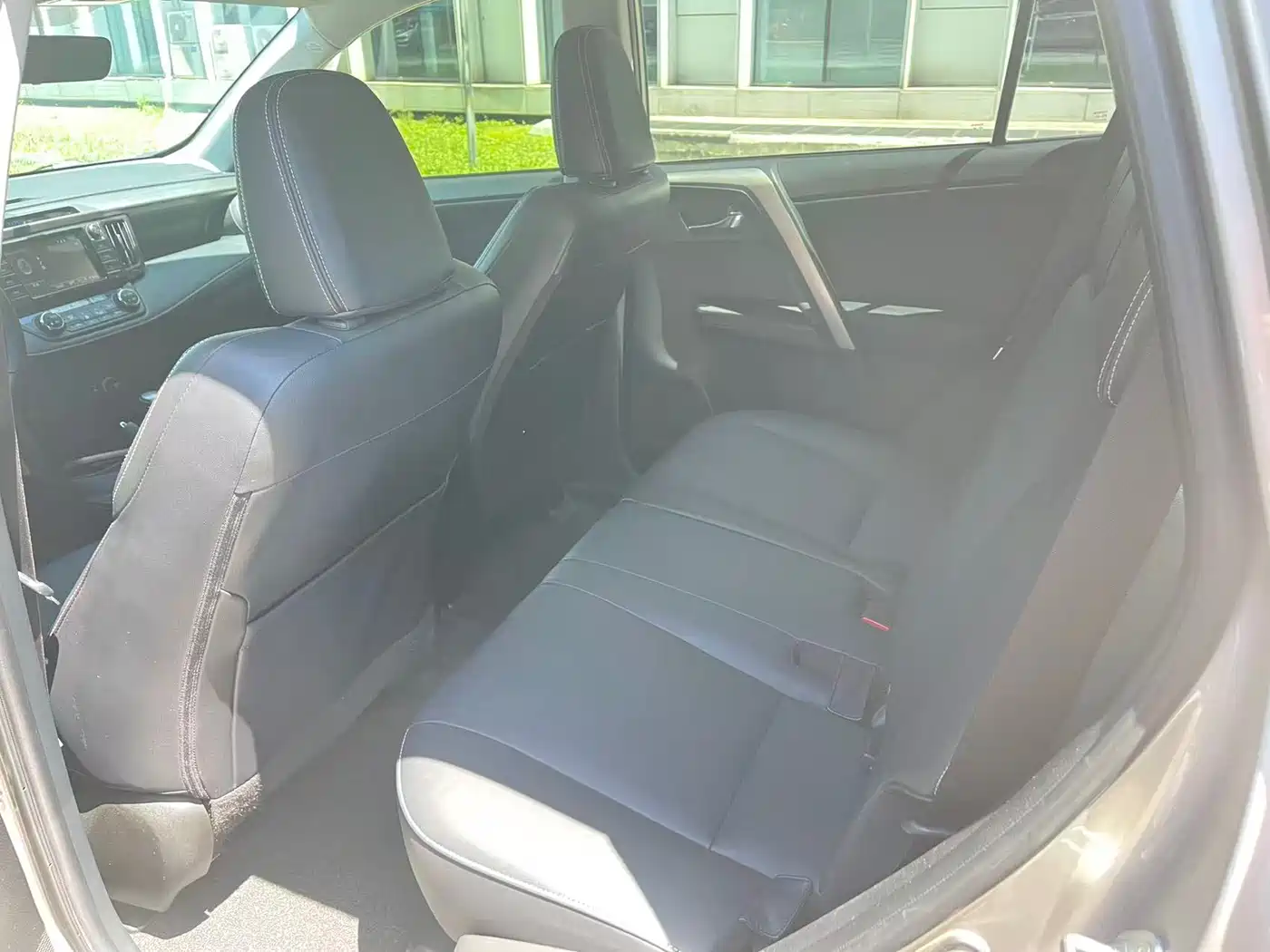 Toyota RAV4 Rongfang 2019 2.0L CVT 2WD Zhishang Edition China VI фото 6