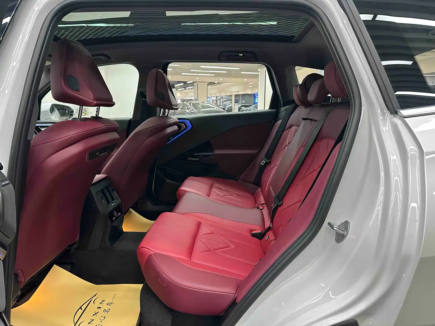 BMW X3 2025 xDrive30L Premium M Sport Package фото 6