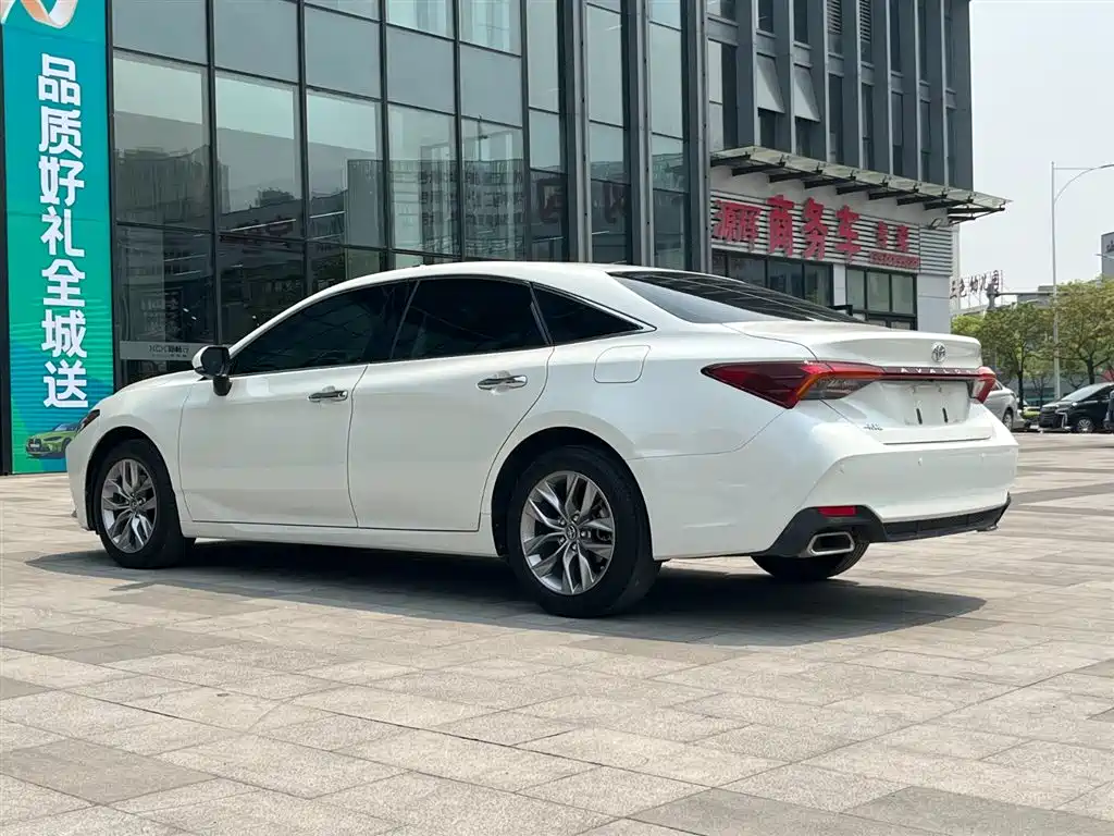 Toyota Avalon 2019 2.0L Luxury Edition (China VI) фото 6