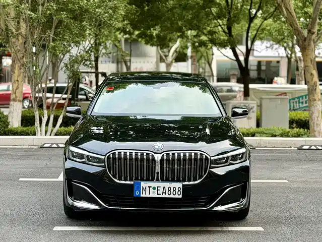 BMW 7 Series 2019 740Li Leading Luxury Package — фото 2