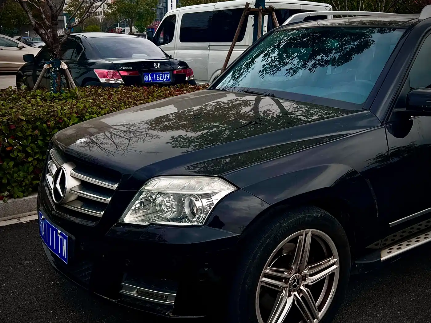 Mercedes-Benz GLK-Class (Import) 2011 GLK 300 4MATIC Luxury фото 9