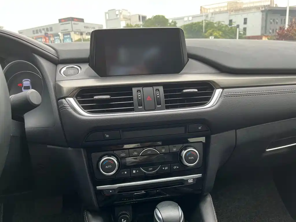 Mazda Atenza 2018 2.5L Skyactiv Exclusive (China V) фото 12