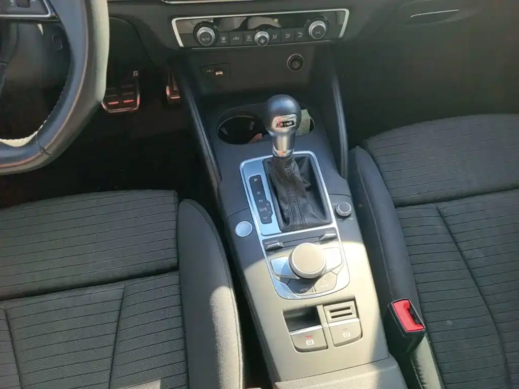 Фото 14 - Audi A3