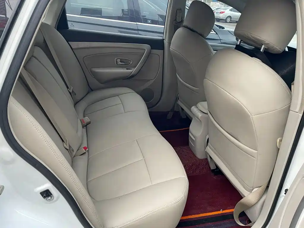 Dongfeng Aeolus Dongfeng Fengshen A60 2016 2016 1.5L Automatic Luxury