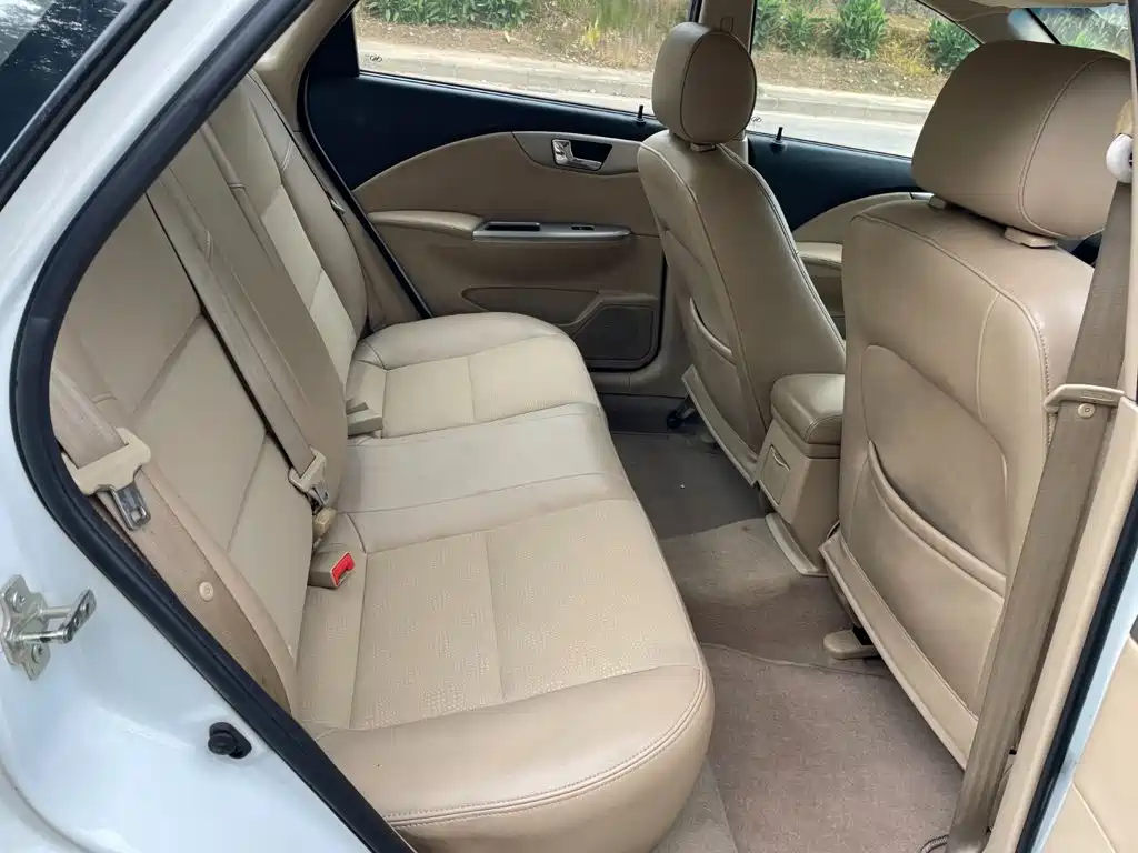Фото 6 - Buick Excelle