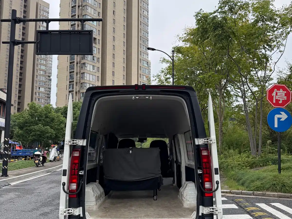 Changan Kaicheng V919 2025 2025 Express Cabin CATL 88kWh Long Wheelbase High Roof Smart 6-seater