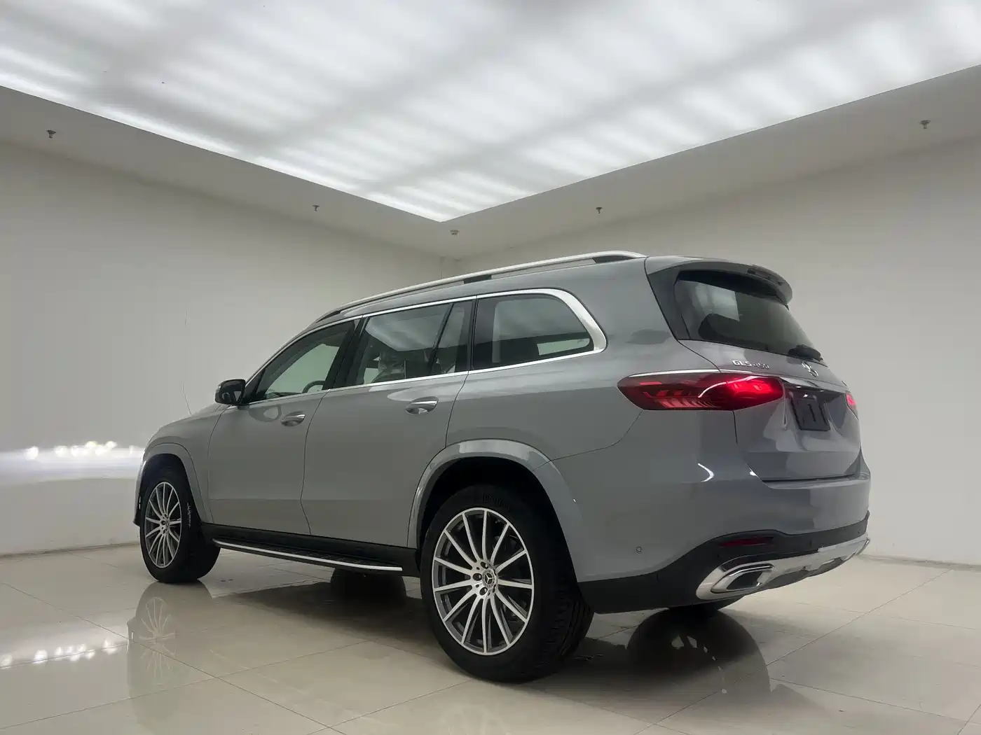 Mercedes-Benz GLS 2024 Model GLS 450 4MATIC Luxury фото 19