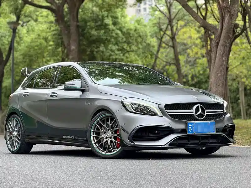 Mercedes-Benz A-Class AMG (Import) 2016 AMG A 45 4MATIC фото 3