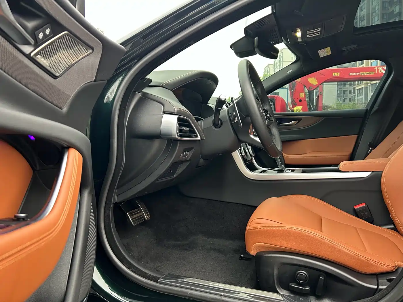 Jaguar XEL 2025 2025 2.0T 250PS R-DYNAMIC 90th Anniversary Edition