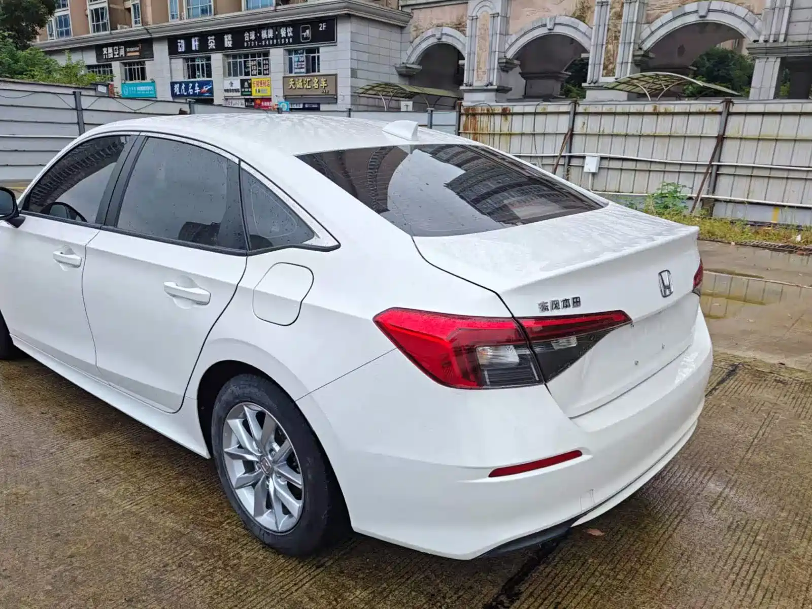 Photo 7 - Honda Civic