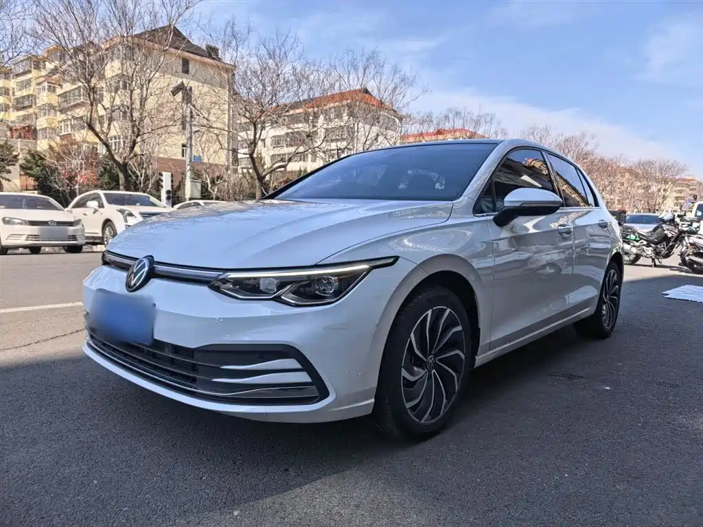 Volkswagen Golf 2023 Facelift 280TSI DSG Pro фото 22