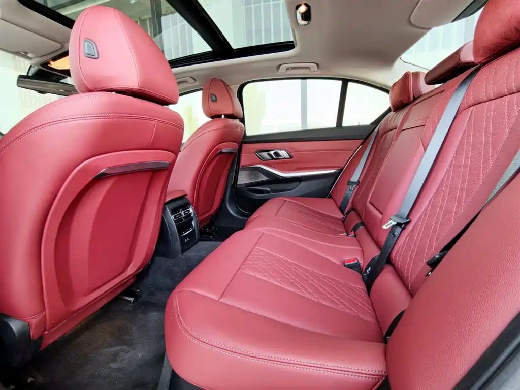 BMW 3 Series 2025 325Li M Sport Package фото 16
