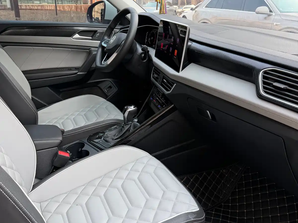 Volkswagen Tayron 2023 280TSI 2WD Luxury Plus Advanced Edition фото 9
