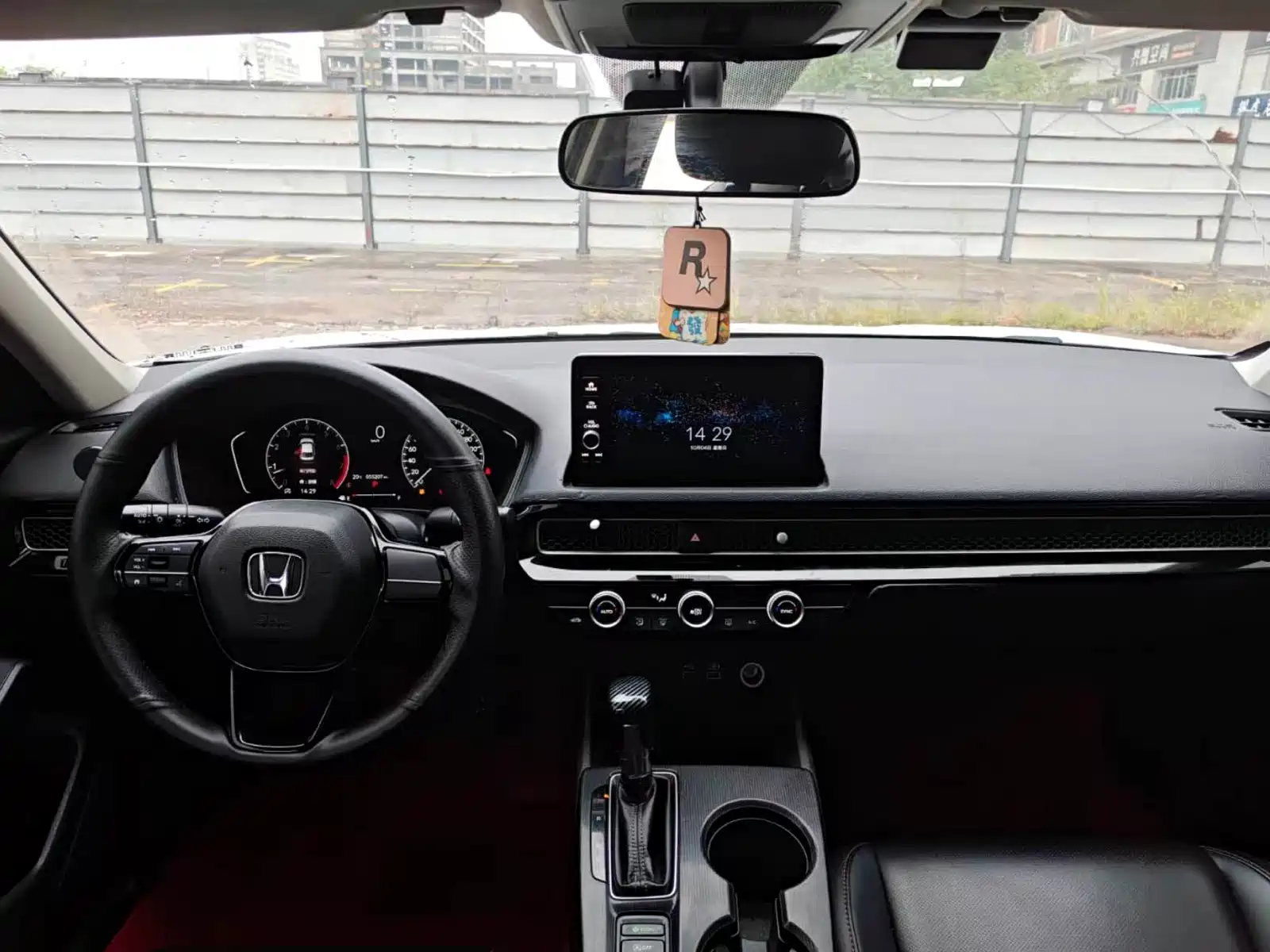 Photo 5 - Honda Civic