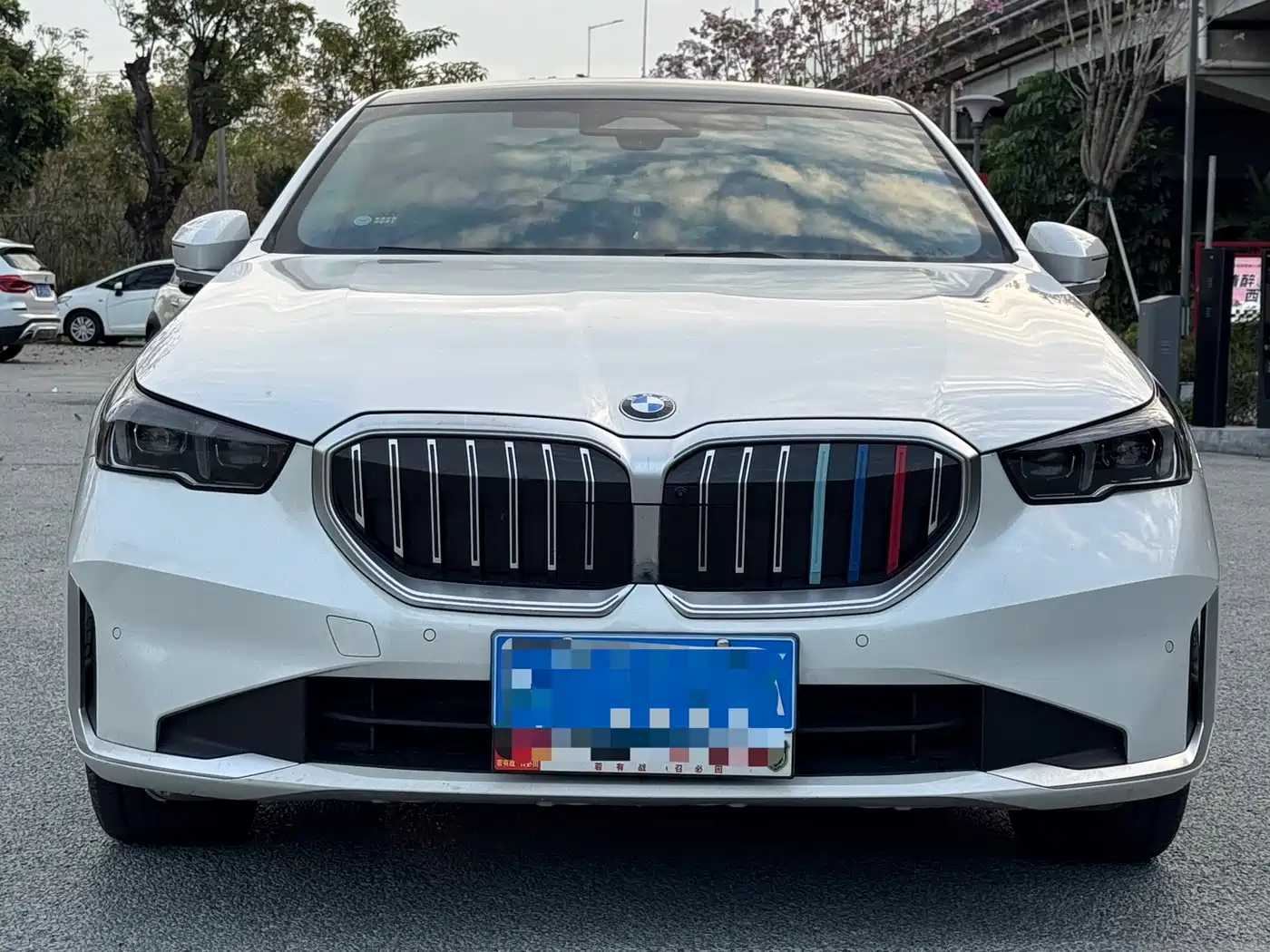 BMW 5 Series 2024 530Li Leading Model Luxury Package фото 2