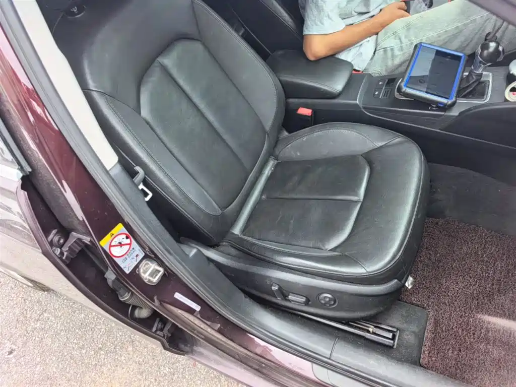 Audi A3 2015 Sportback 40 TFSI Automatic Comfort фото 25