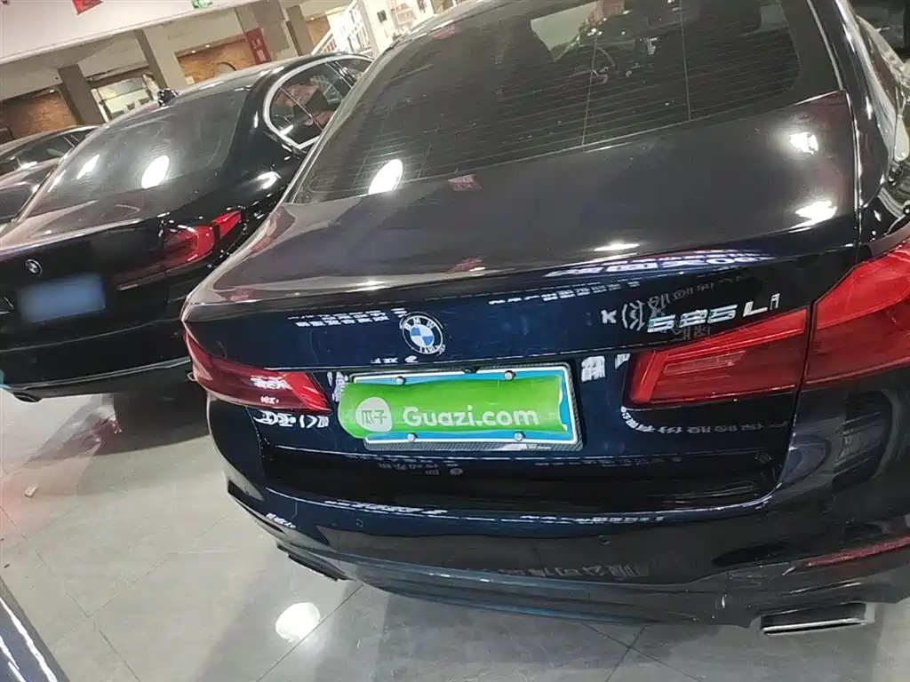 BMW 5 Series 2018 525Li M Sport Package фото 6