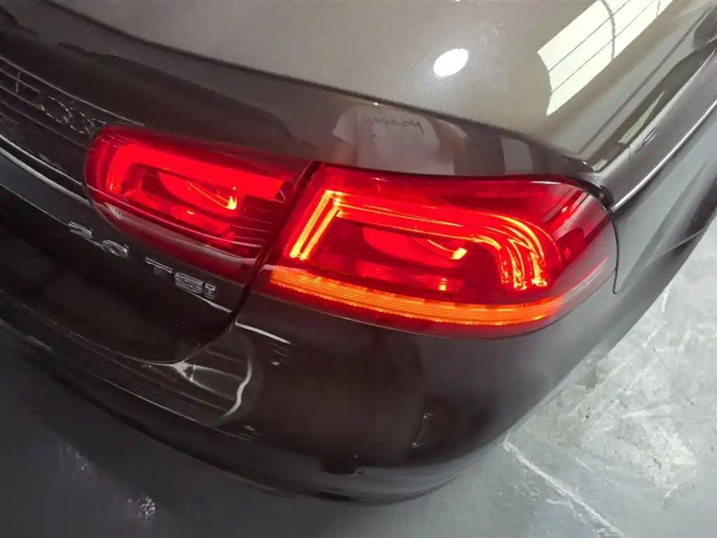 Volkswagen Eos 2011 Model 2.0TSI фото 8