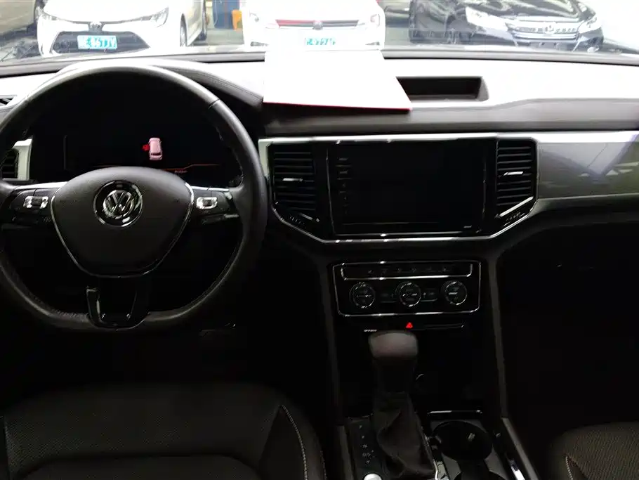 Volkswagen Teramont 2020 Facelift 330TSI 2WD Luxury фото 12