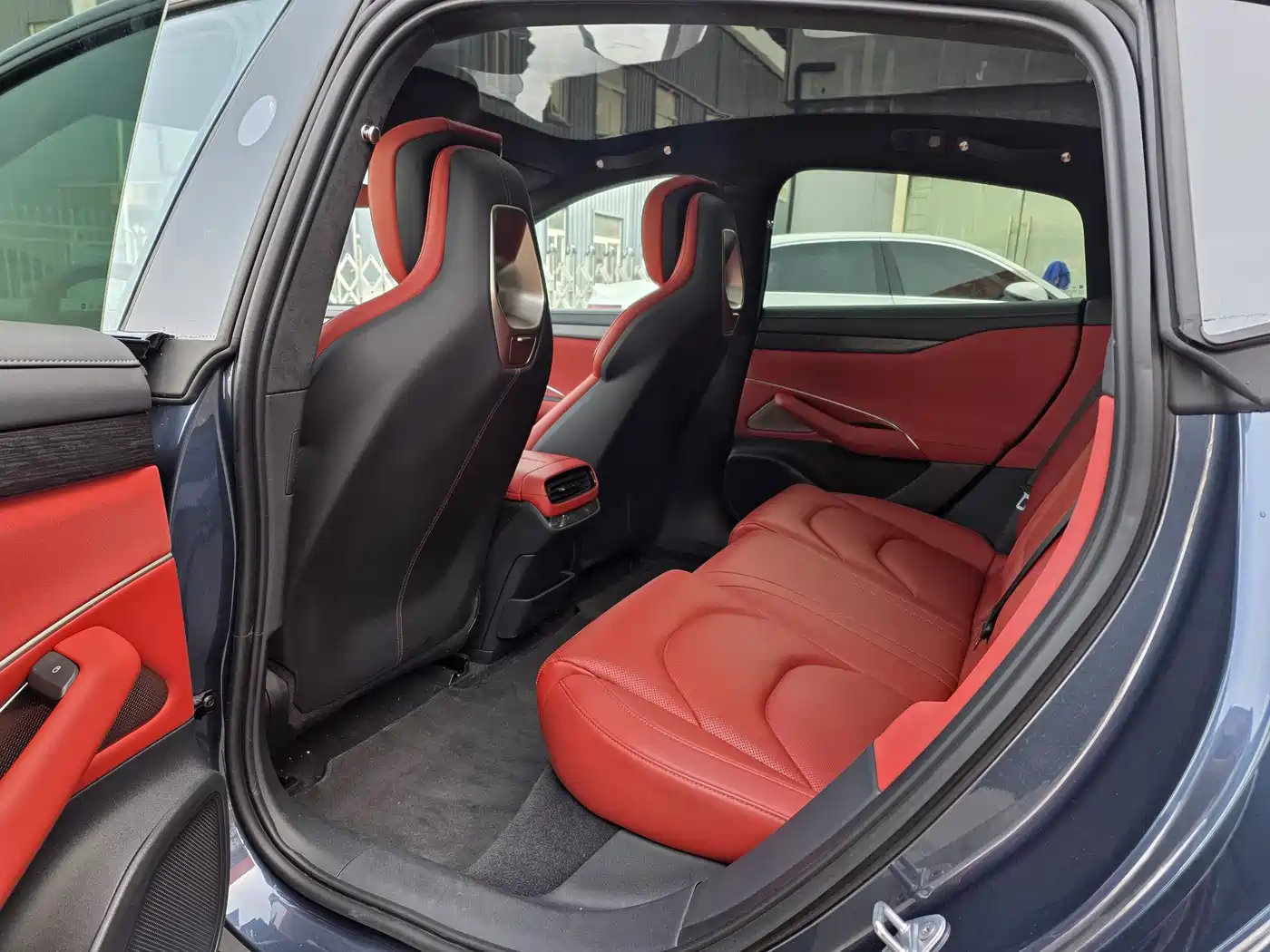 XIAOMI CAR XIAOMI SU7