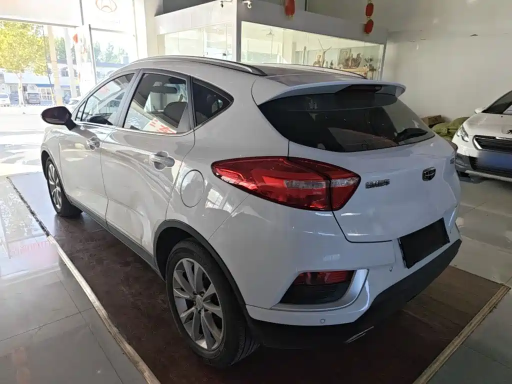 صورة 5 - Geely Emgrand GS