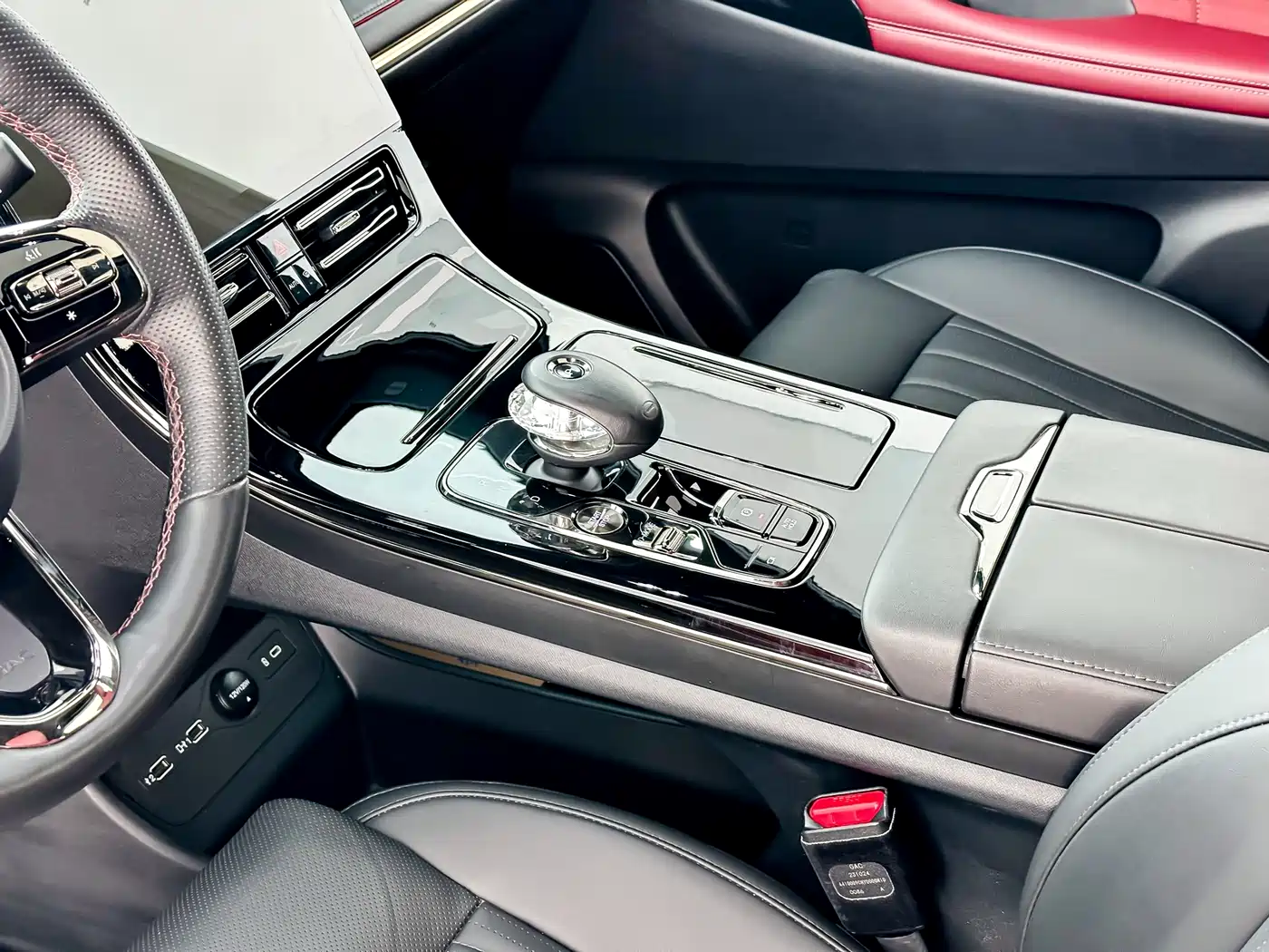 GAC Trumpchi Trumpchi M8 2023 Model Master Series 400T Ultimate Edition фото 5