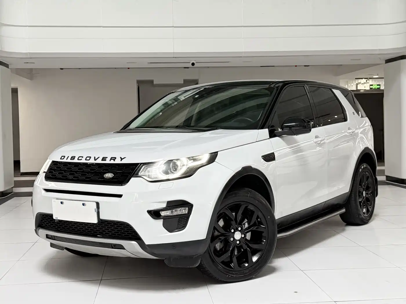 Land Rover Discovery Sport 2016 2.0T HSE