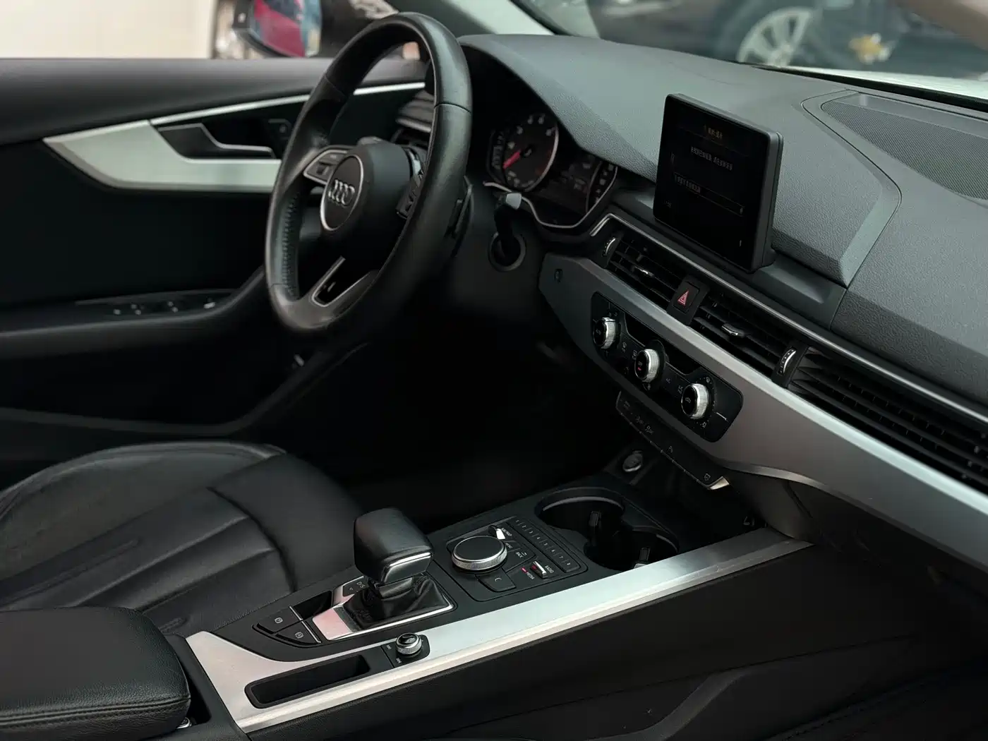 Audi A4L 2019 40 TFSI Progressive (China V) фото 19
