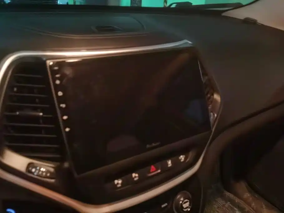 Jeep Cherokee (Import) 2015 2014 2.4L Luxury